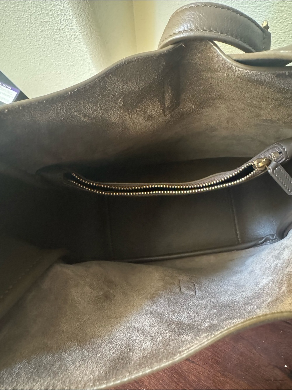 LE 5 À 7 SUPPLE SMALL IN GRAINED LEATHER - Picture 5 of 5